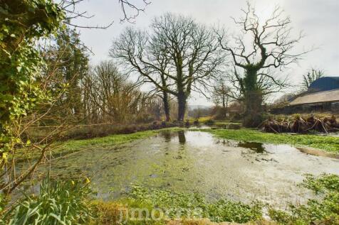 CAM03686G0-PR0004-STILL066.jpg