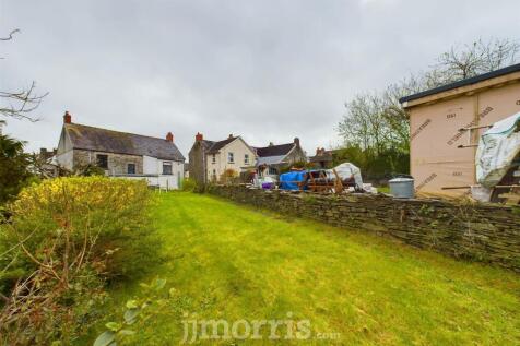 CAM03686G0-PR0026-STILL030.jpg