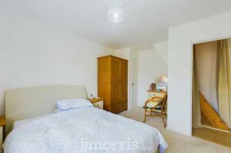 CAM03686G0-PR0060-STILL013.jpg