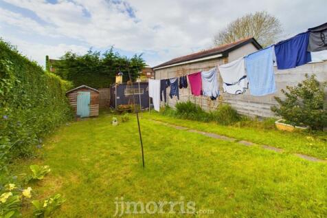 CAM03686G0-PR0074-STILL049.jpg