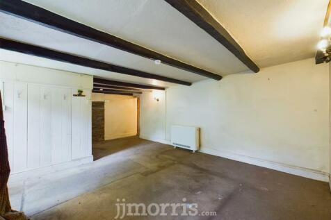 CAM03686G0-PR0095-STILL002.jpg