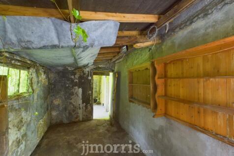 CAM03686G0-PR0095-STILL037.jpg