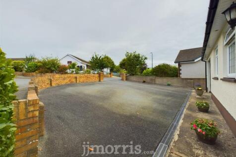 CAM03686G0-PR0122-STILL012.jpg