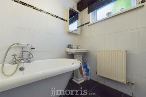 CAM03686G0-PR0126-STILL016.jpg