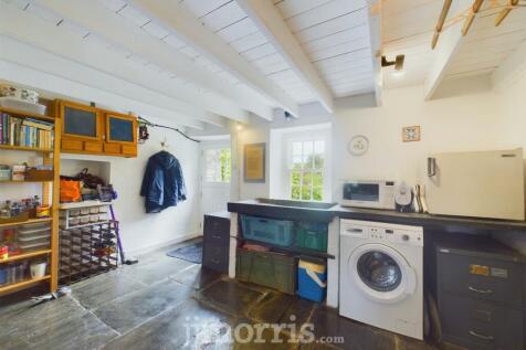 CAM03686G0-PR0118-STILL005.jpg
