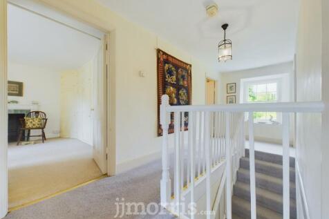CAM03686G0-PR0118-STILL024.jpg