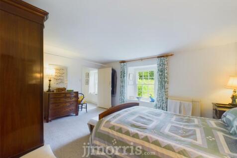 CAM03686G0-PR0118-STILL019.jpg