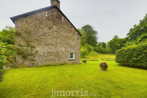 CAM03686G0-PR0118-STILL055.jpg