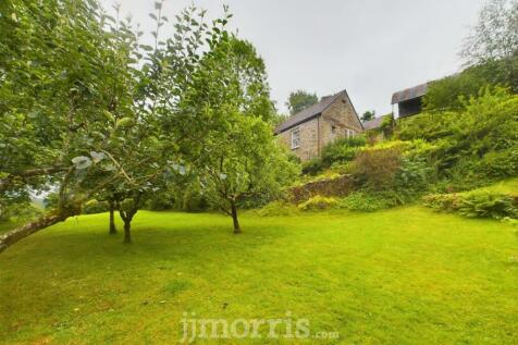 CAM03686G0-PR0118-STILL066.jpg