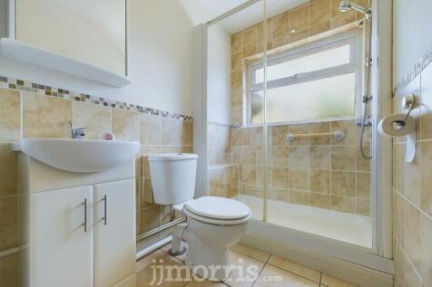 CAM03686G0-PR0143-STILL014.jpg
