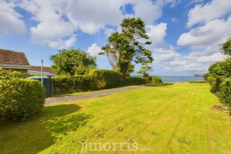 CAM03686G0-PR0149-STILL014.jpg