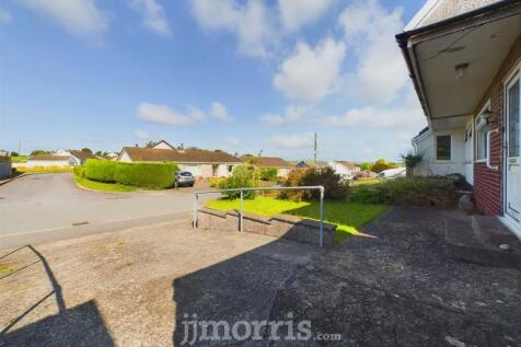 CAM03686G0-PR0157-STILL007.jpg