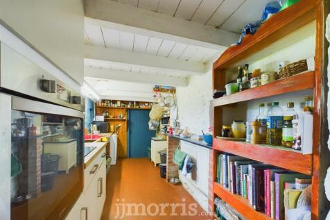 Back Kitchen