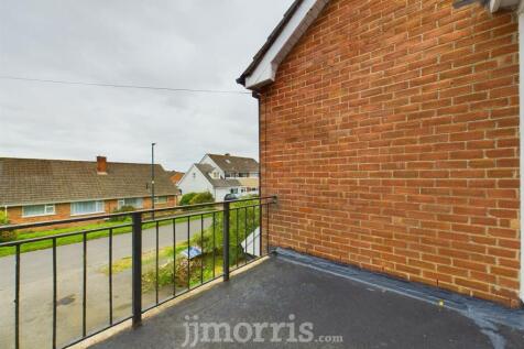 CAM03686G0-PR0179-STILL008.jpg