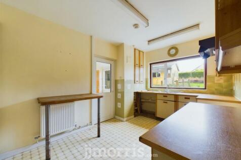CAM03686G0-PR0188-STILL034.jpg