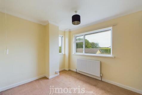 CAM03686G0-PR0188-STILL020.jpg