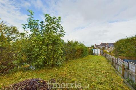 CAM03686G0-PR0205-STILL034.jpg