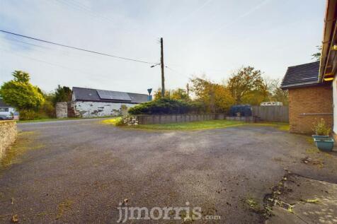 CAM03686G0-PR0209-STILL004.jpg