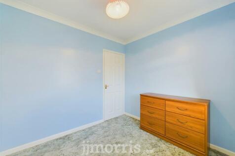CAM03686G0-PR0216-STILL013.jpg