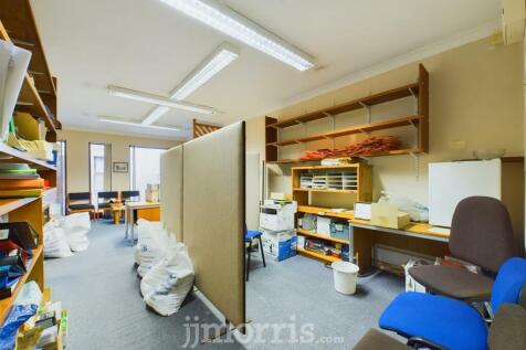 CAM03686G0-PR0207-STILL004.jpg