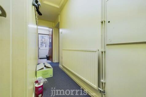 CAM03686G0-PR0207-STILL017.jpg
