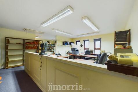 CAM03686G0-PR0207-STILL029.jpg