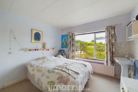 Bedroom Seven
