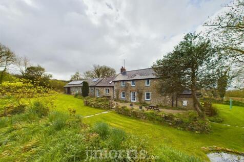 CAM03686G0-PR0035-STILL075.jpg