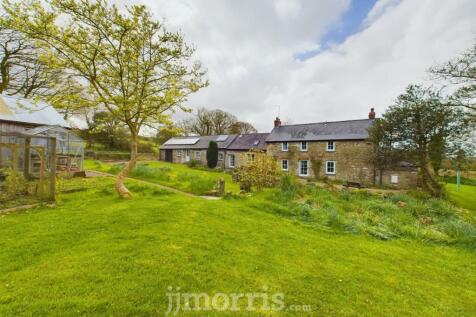 CAM03686G0-PR0035-STILL076.jpg