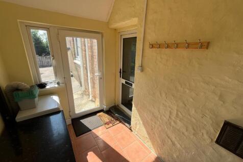 Boot Room/Rear Entrance Porch