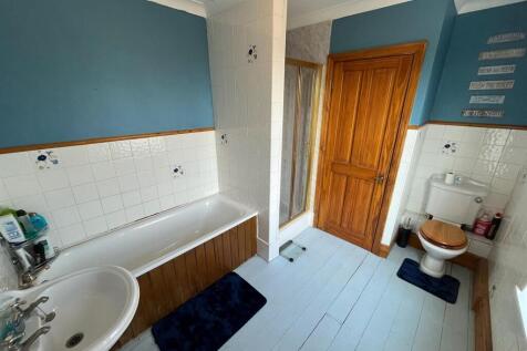 Family Bathroom/Shower Room/WC