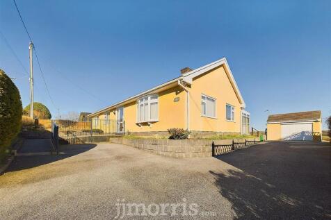 CAM03686G0-PR0244-STILL044.jpg