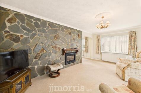 CAM05297G0-PR0076-STILL005.jpg