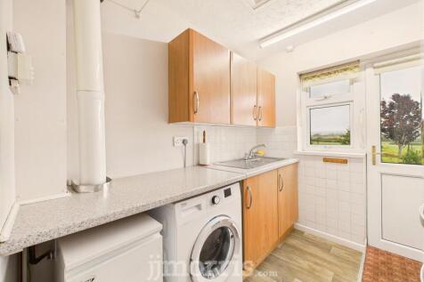CAM05297G0-PR0076-STILL017.jpg
