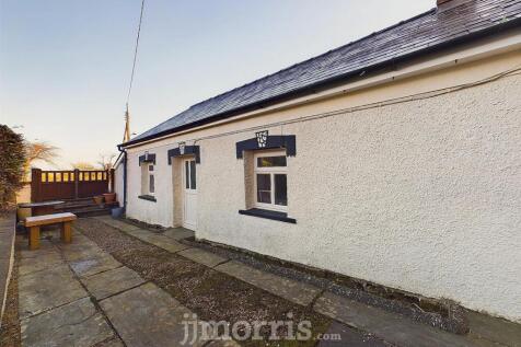 CAM03686G0-PR0255-STILL002.jpg