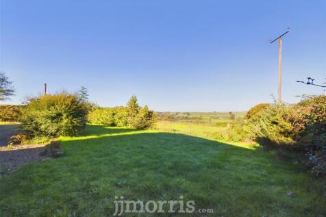 CAM03686G0-PR0181-STILL005.jpg
