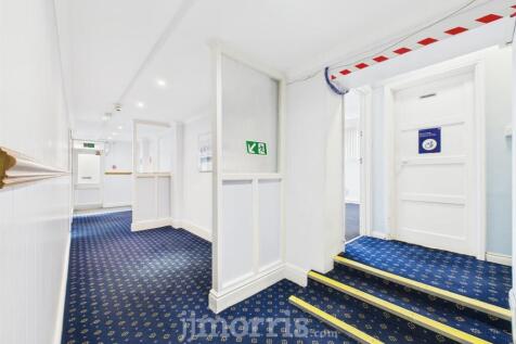 CAM03686G0-PR0263-STILL004.jpg