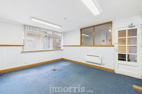 CAM03686G0-PR0263-STILL008.jpg