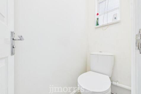 CAM03686G0-PR0263-STILL017.jpg