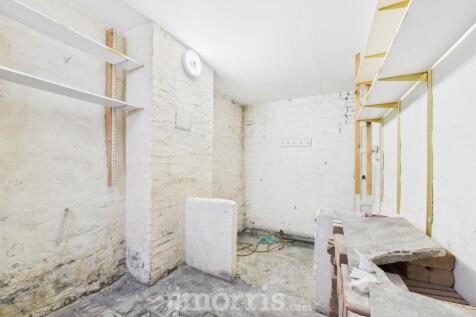 CAM03686G0-PR0263-STILL021.jpg