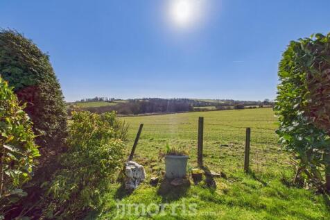 CAM03686G0-PR0275-STILL043.jpg