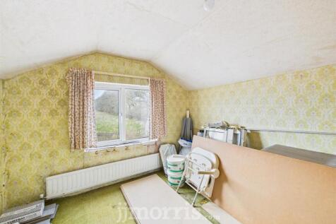 CAM05297G0-PR0006-STILL049.jpg