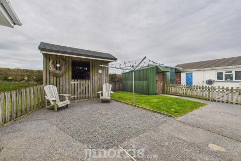 CAM03686G0-PR0276-STILL016.jpg