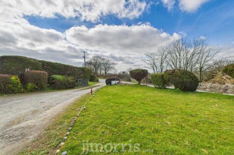CAM05297G0-PR0008-STILL004.jpg