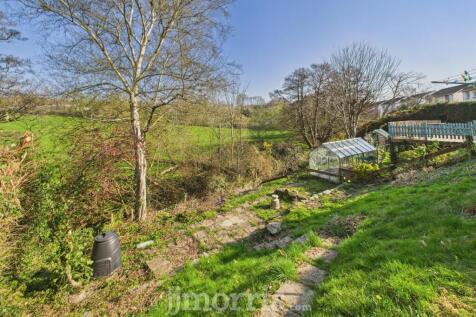 CAM05297G0-PR0017-STILL042.jpg