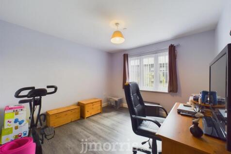 Bedroom/Study