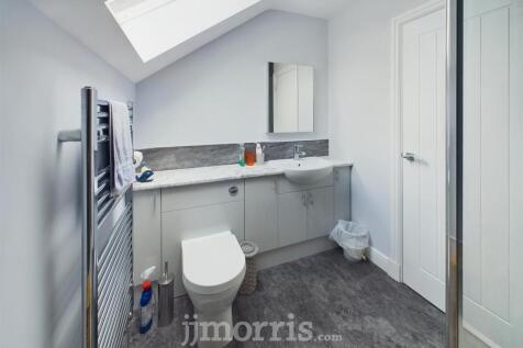 Ensuite Shower Room