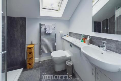 Ensuite Shower Room