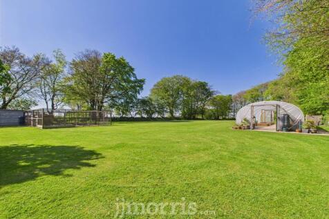 CAM05297G0-PR0039-STILL019.jpg