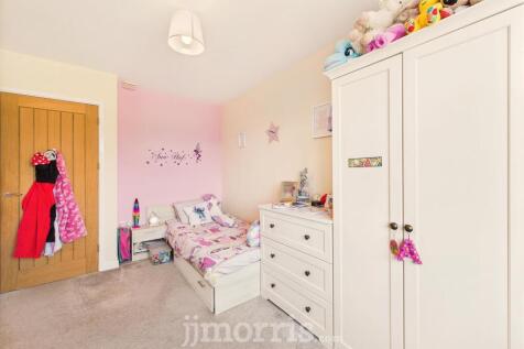 CAM05297G0-PR0048-STILL027.jpg